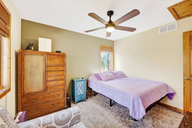 W8510 Lake Point Court, Oxford, WI 53952
