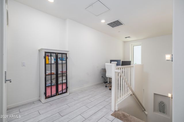 300 N GILA SPRINGS Boulevard 212, Chandler, AZ 85226