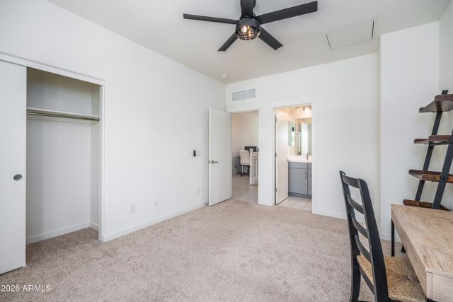 300 N GILA SPRINGS Boulevard 212, Chandler, AZ 85226