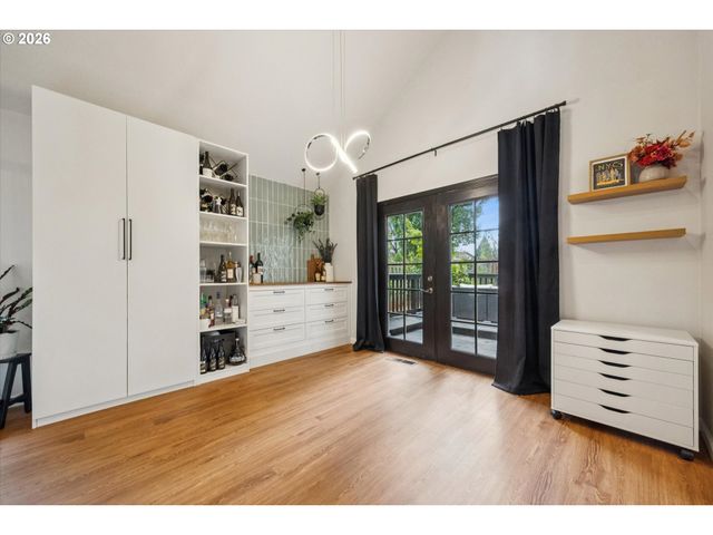 17500 Nw WOODMERE Ct, Beaverton, OR 97006