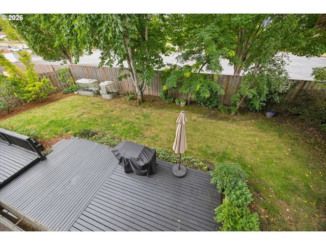 17500 Nw WOODMERE Ct, Beaverton, OR 97006