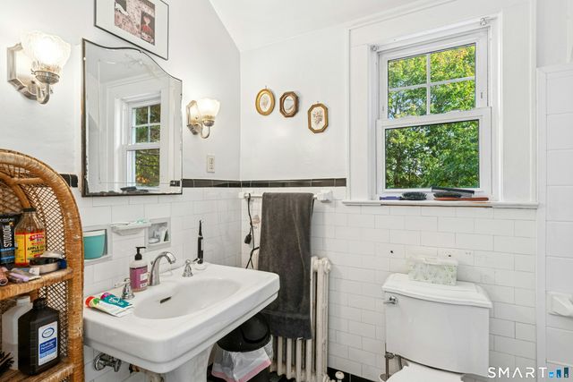 1018 North Street, Greenwich, CT 06831