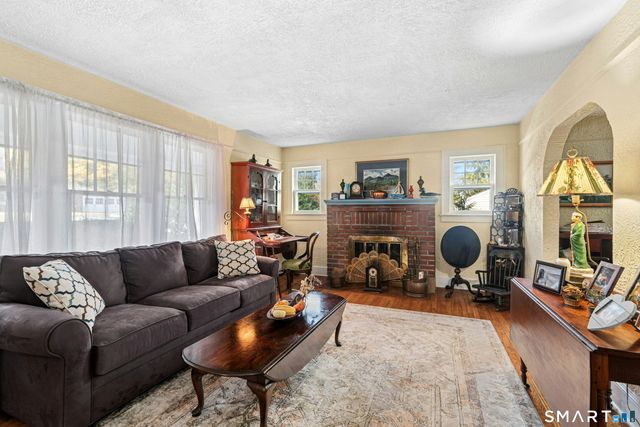 1018 North Street, Greenwich, CT 06831