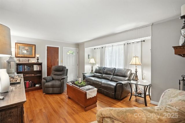 4825 Edgeland Road, Edgemoor, SC 29712