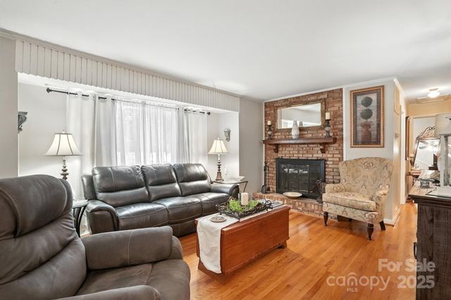 4825 Edgeland Road, Edgemoor, SC 29712