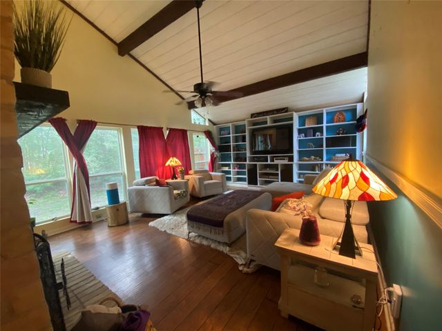 26604 Edgewood, Huntsville, TX 77320