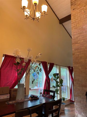 26604 Edgewood, Huntsville, TX 77320