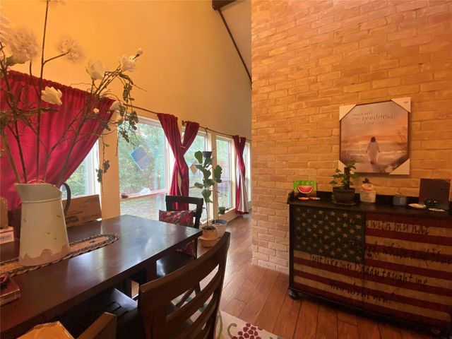 26604 Edgewood, Huntsville, TX 77320