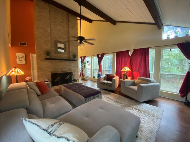 26604 Edgewood, Huntsville, TX 77320