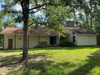 26604 Edgewood, Huntsville, TX 77320