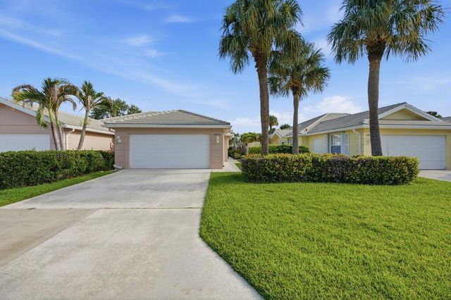 1301 NW Bentley Cir Apt B, Port St Lucie, FL 34986