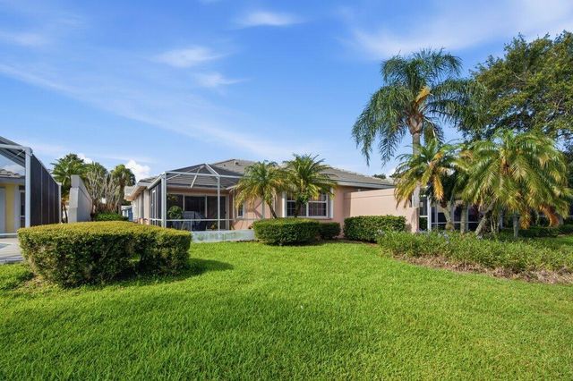 1301 NW Bentley Cir Apt B, Port St Lucie, FL 34986