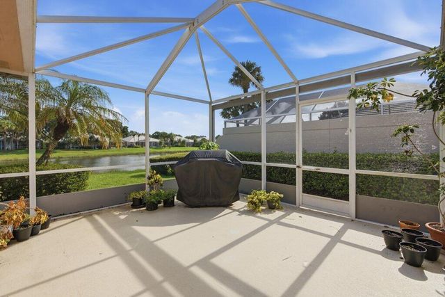 1301 NW Bentley Cir Apt B, Port St Lucie, FL 34986