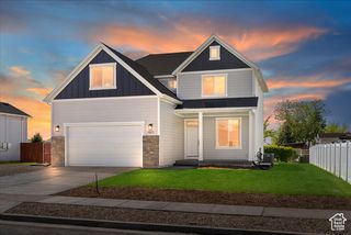 1571 N 2700 W, Clinton, UT 84015