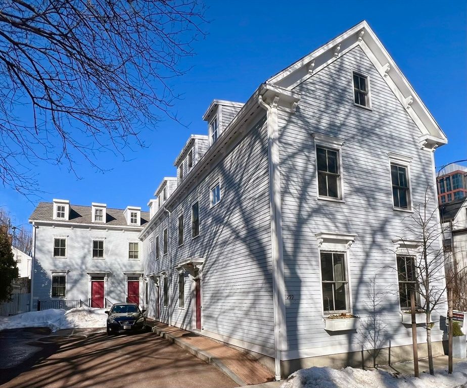 259 Hurley Street 4, Cambridge, MA 02141