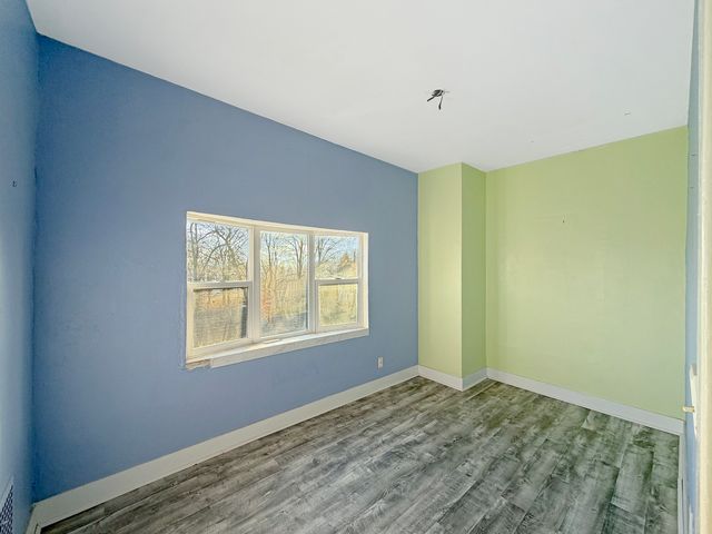 1614 S Carroll Avenue, Freeport, IL 61032