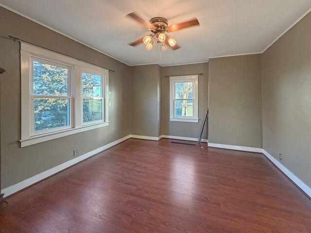 1614 S Carroll Avenue, Freeport, IL 61032