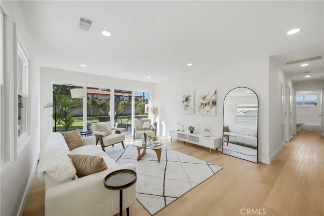 1316 W Beacon Avenue, Anaheim, CA 92802