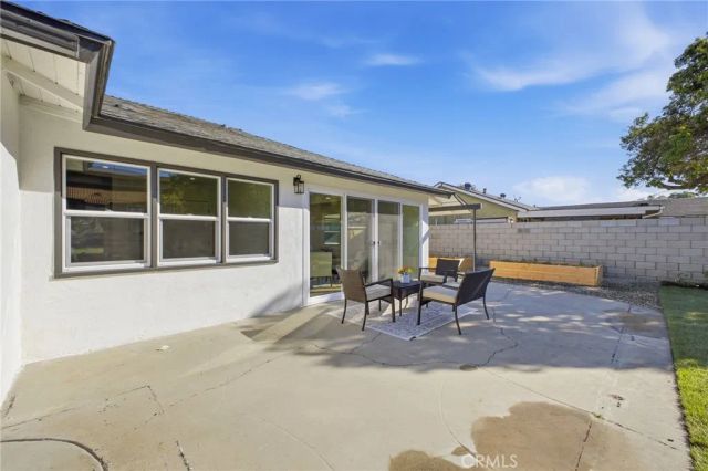 1316 W Beacon Avenue, Anaheim, CA 92802
