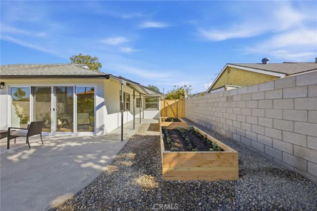 1316 W Beacon Avenue, Anaheim, CA 92802