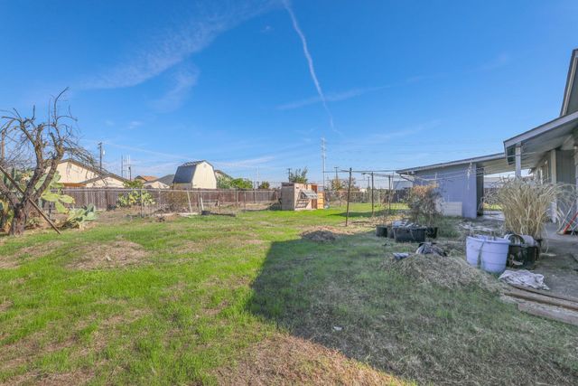 2827 Toy Ave, Sacramento, CA 95822