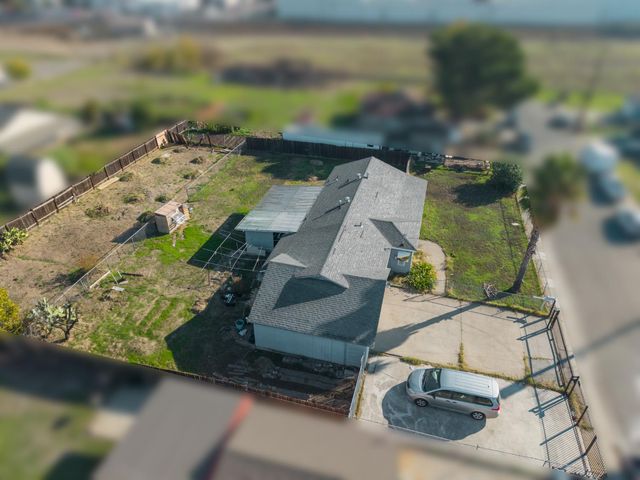 2827 Toy Ave, Sacramento, CA 95822