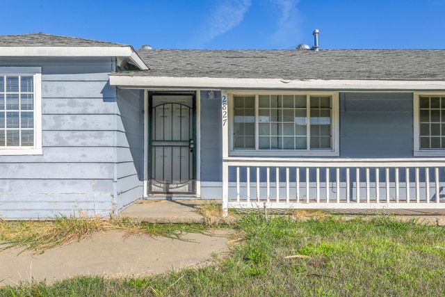 2827 Toy Ave, Sacramento, CA 95822