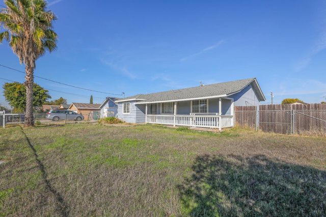 2827 Toy Ave, Sacramento, CA 95822