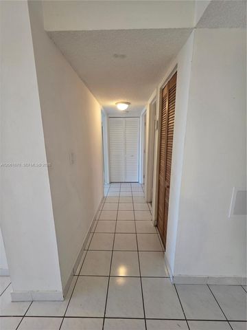 8600 SW 133rd Ave Rd 424, Miami, FL 33183