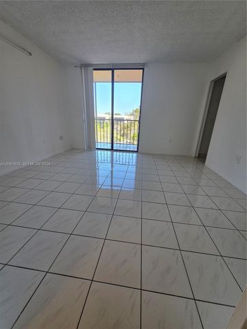 8600 SW 133rd Ave Rd 424, Miami, FL 33183
