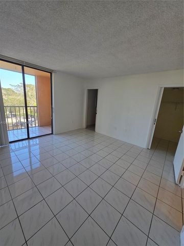 8600 SW 133rd Ave Rd 424, Miami, FL 33183