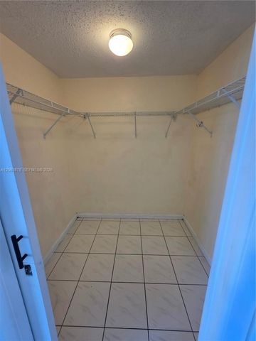 8600 SW 133rd Ave Rd 424, Miami, FL 33183