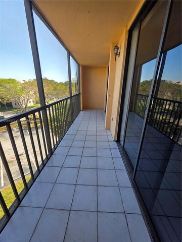 8600 SW 133rd Ave Rd 424, Miami, FL 33183