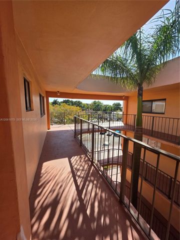 8600 SW 133rd Ave Rd 424, Miami, FL 33183