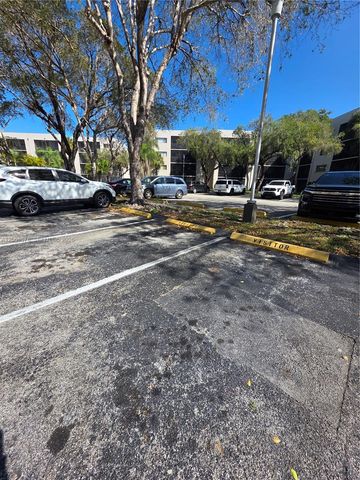 8600 SW 133rd Ave Rd 424, Miami, FL 33183