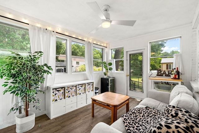 25 Fellsmere Ave, Wakefield, MA 01880
