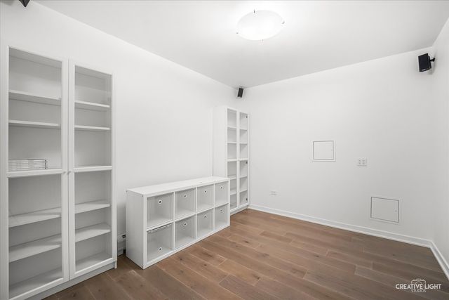 204 N Park Drive, Chicago, IL 60601