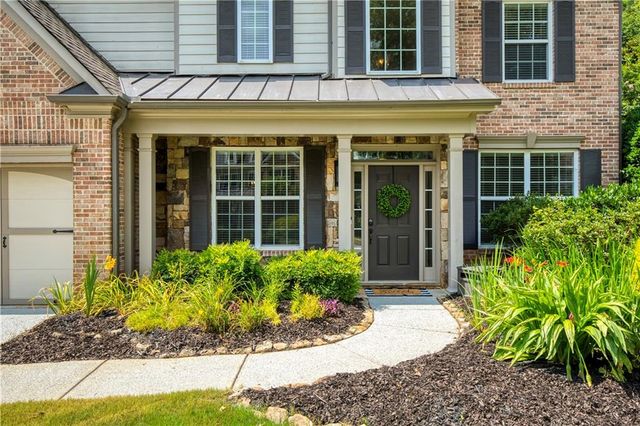 204 Northbrooke Court, Woodstock, GA 30188