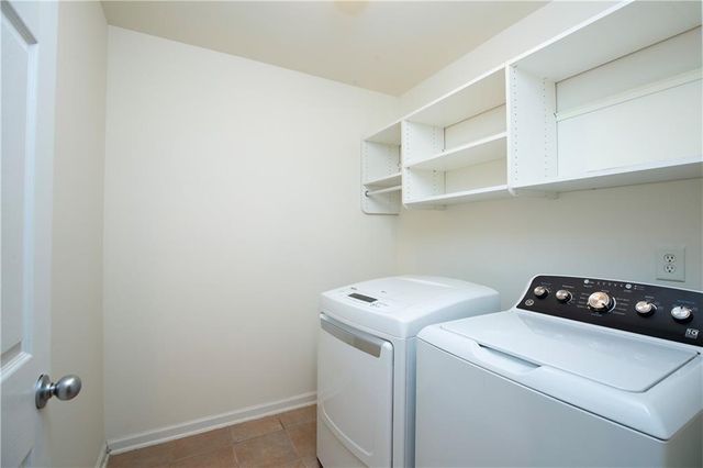 204 Northbrooke Court, Woodstock, GA 30188