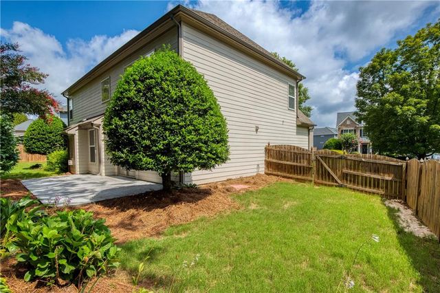 204 Northbrooke Court, Woodstock, GA 30188