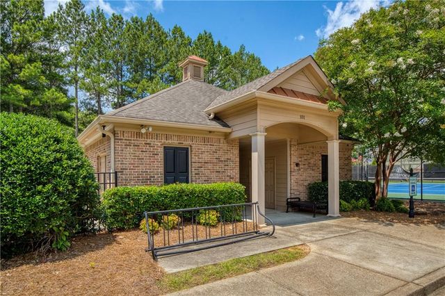 204 Northbrooke Court, Woodstock, GA 30188