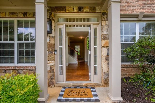 204 Northbrooke Court, Woodstock, GA 30188