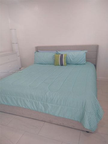 600 Layne Blvd 122, Hallandale Beach, FL 33009