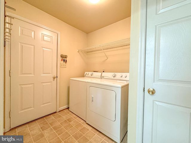 4120 GLOUSTER LN, Fredericksburg, VA 22408