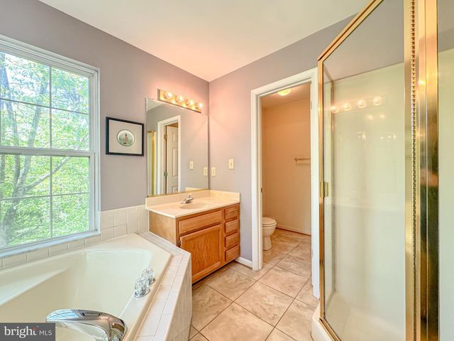 4120 GLOUSTER LN, Fredericksburg, VA 22408