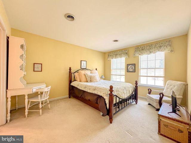 4120 GLOUSTER LN, Fredericksburg, VA 22408