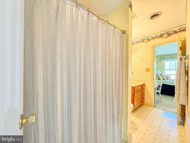 4120 GLOUSTER LN, Fredericksburg, VA 22408