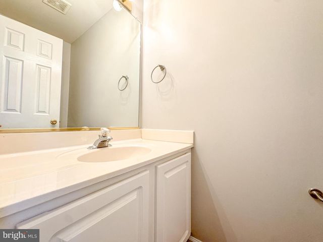 4120 GLOUSTER LN, Fredericksburg, VA 22408