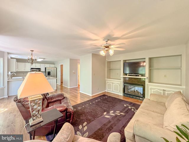 4120 GLOUSTER LN, Fredericksburg, VA 22408