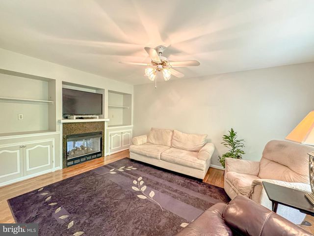 4120 GLOUSTER LN, Fredericksburg, VA 22408